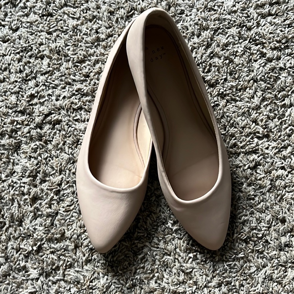Perfect Nude Flats